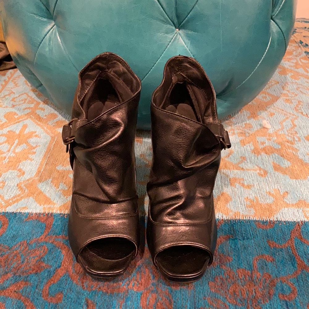 Madden girl black heel
